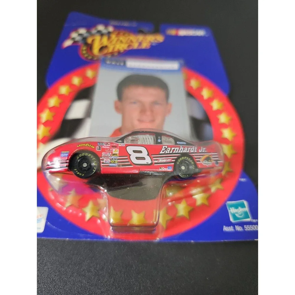 2000 Winners Circle 1/64 Dale Earnhardt Jr #8 Monte Carlo and Trading Card
